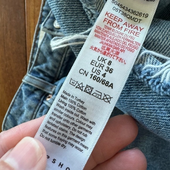 Topshop Cotton Denim Distressed Denim Mini Frayed Hemline / US 4 - Picture 11 of 12